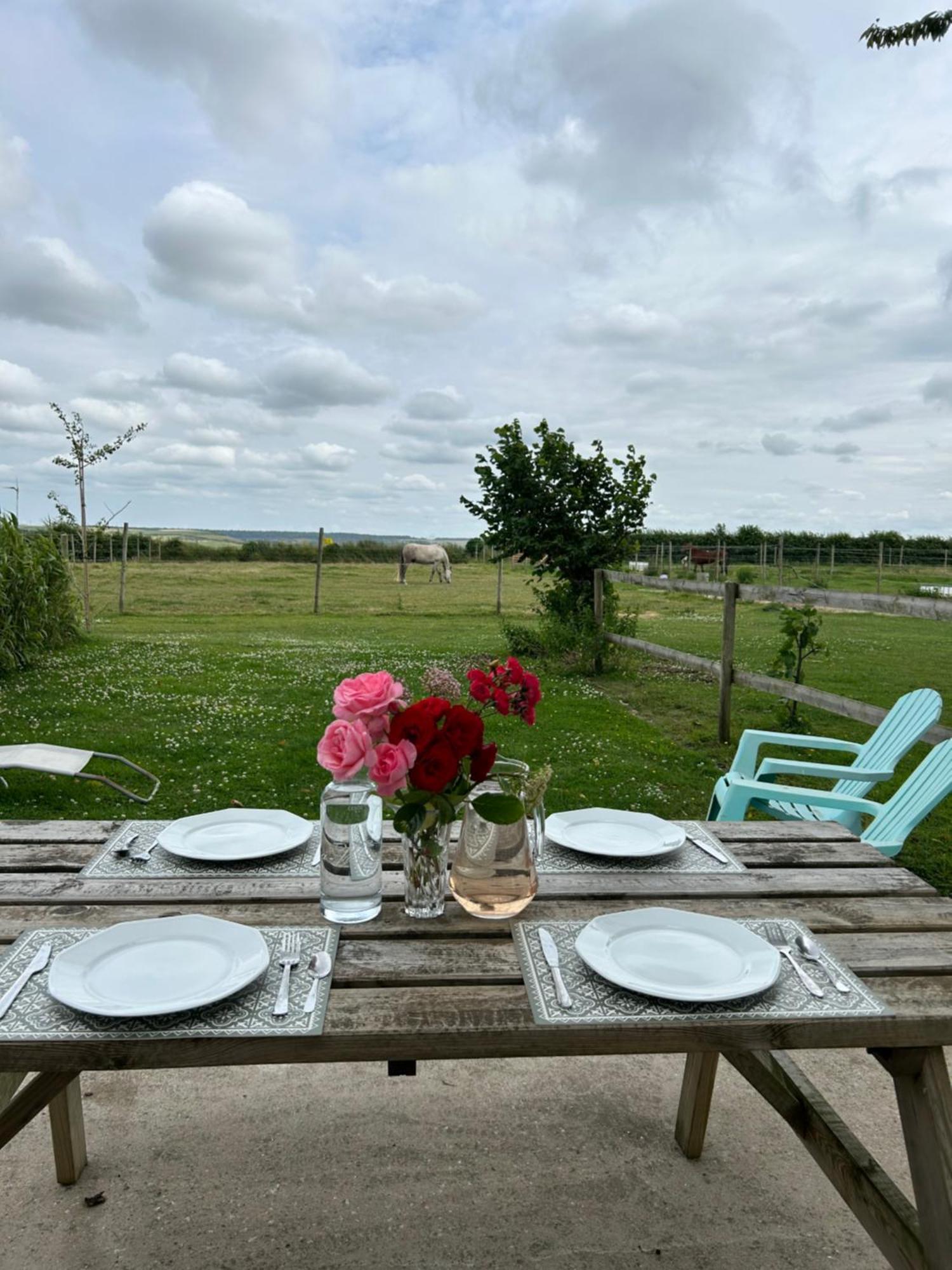 Le Clos De L'Angley Gites Et Ecurie Caffiers エクステリア 写真